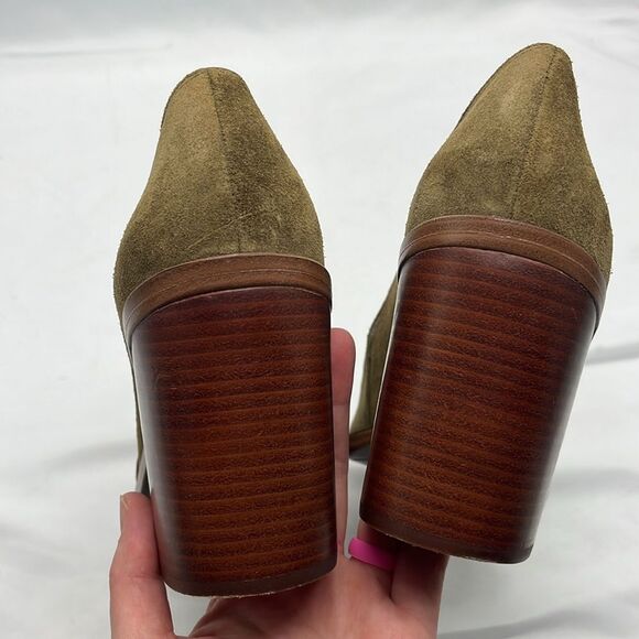 Verona Green Suede Vince Camuto Wevenly Stacked Heel Pumps - Picture 5 of 8